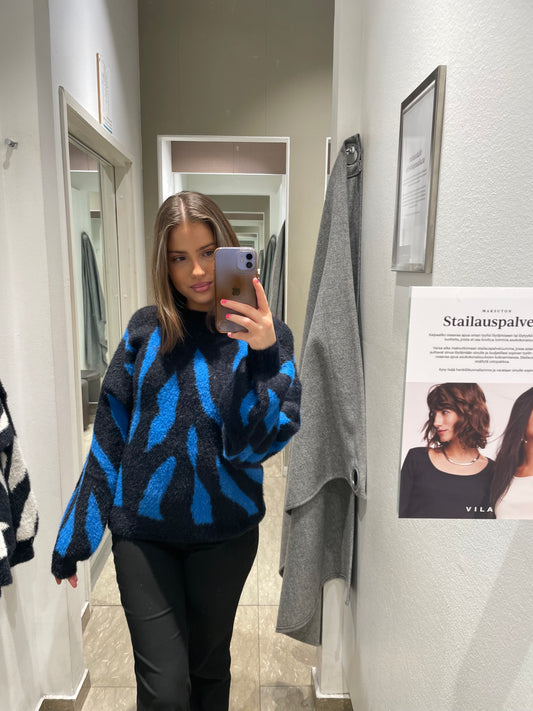 VILAJULI Pullover - Black