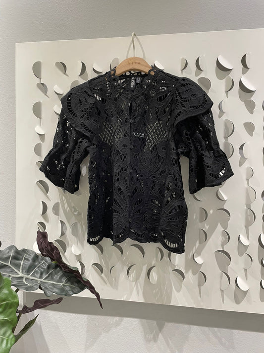PCLYKKE T-Shirts & Tops - Black