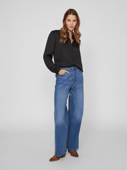 model_shot-front_full